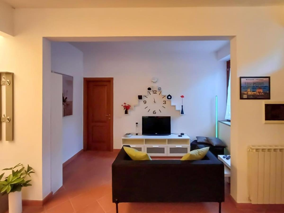 Comodo Con 2 Giardini E Vasca Idromassaggio Apartamento *